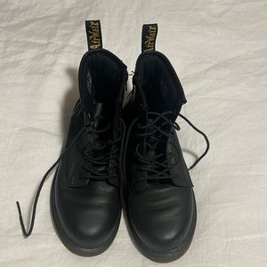 Dr martens black boots size 4US (m)